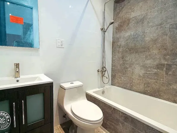 456 Central Avenue image 9 of 13