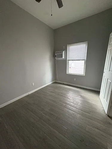 1412 Sydnor St #5 Photo 1