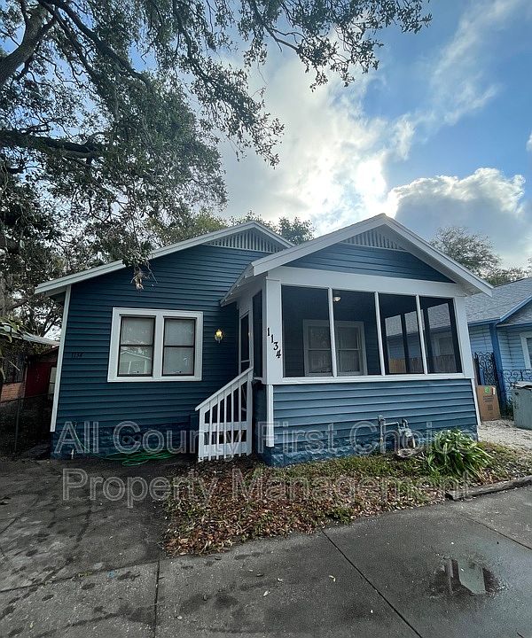 1st image of 1134 Highland St N