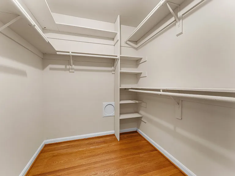 Separate "hers" walk-in closet
