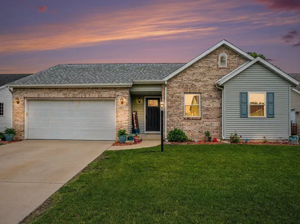 3337 Field Gate Dr, South Bend, IN 46628
