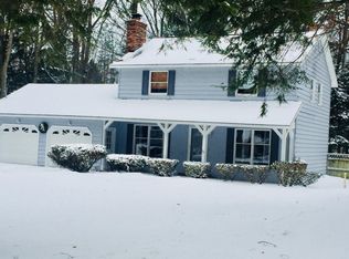 1349 Ivanhoe Rd, Ludington, MI 49431