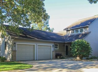 501 135th Dr, Amana, IA 52203