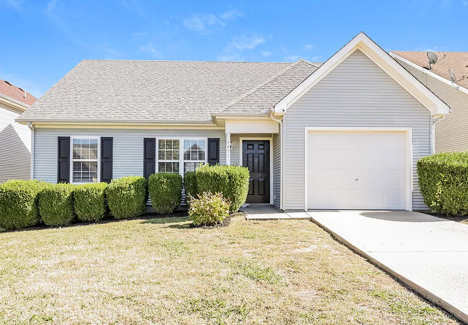 1451 Westview Dr