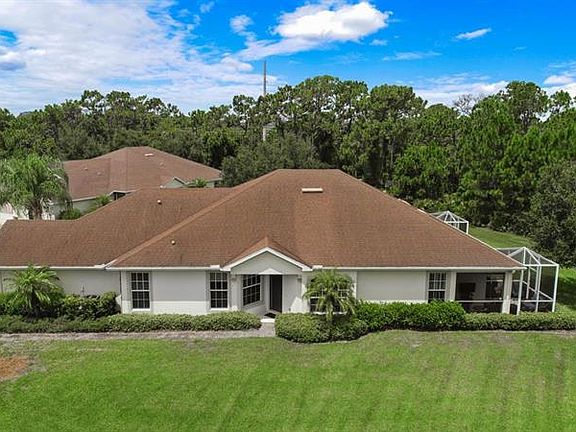 3rd image of 29632 Niagara Ct
