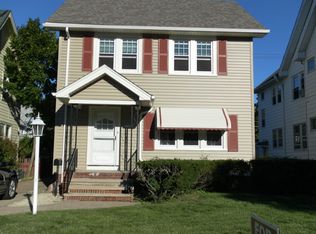 2205 Glenbury Ave, Lakewood, OH