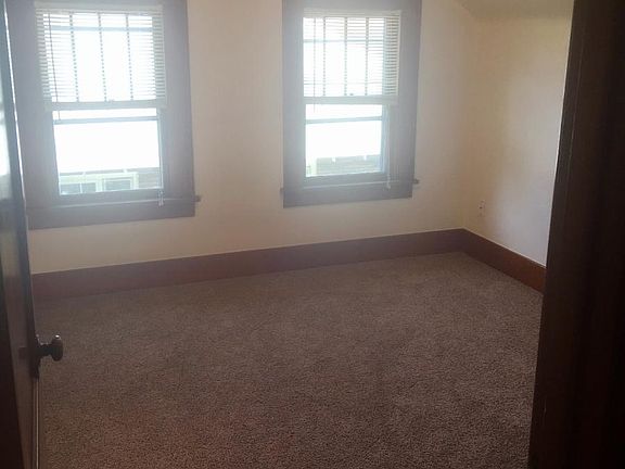 5th image of 2107 Avenue D