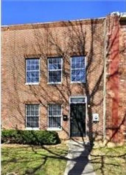 61 P St NW photo 1
