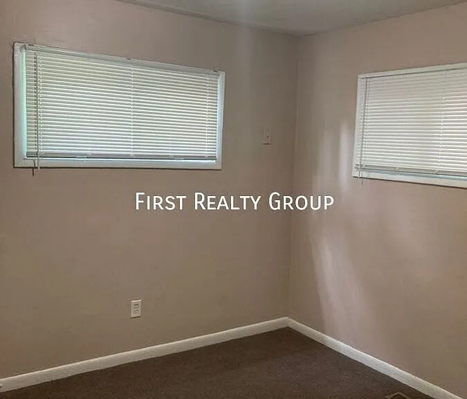 4446 Genesee Ave — Photo 4