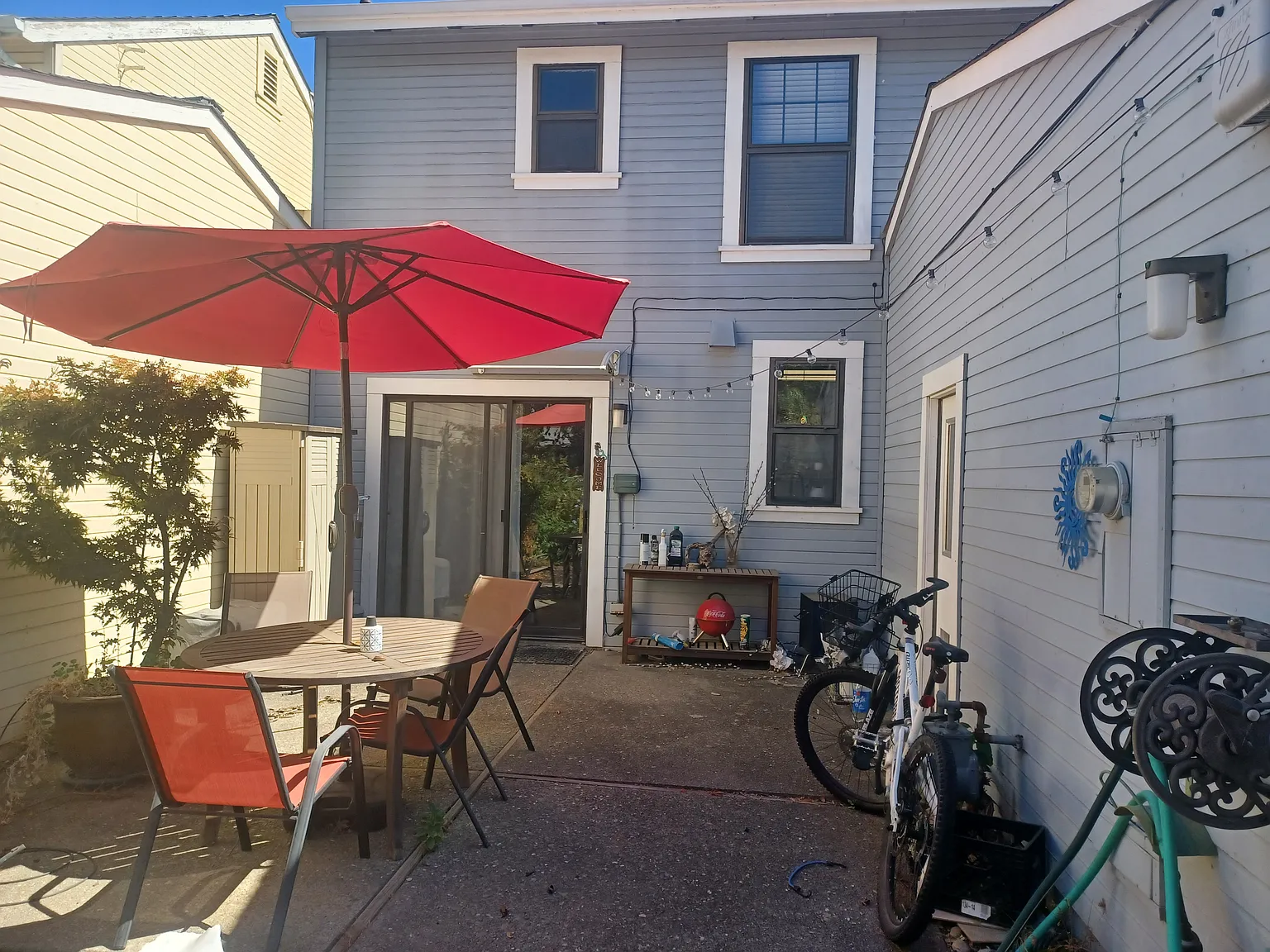 2414 Amapola Dr — Photo 1