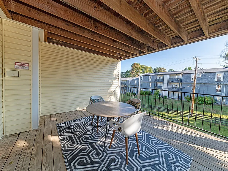 Large private patio/balcony