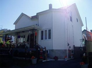 35 Douglas St, Fall River, MA 02724