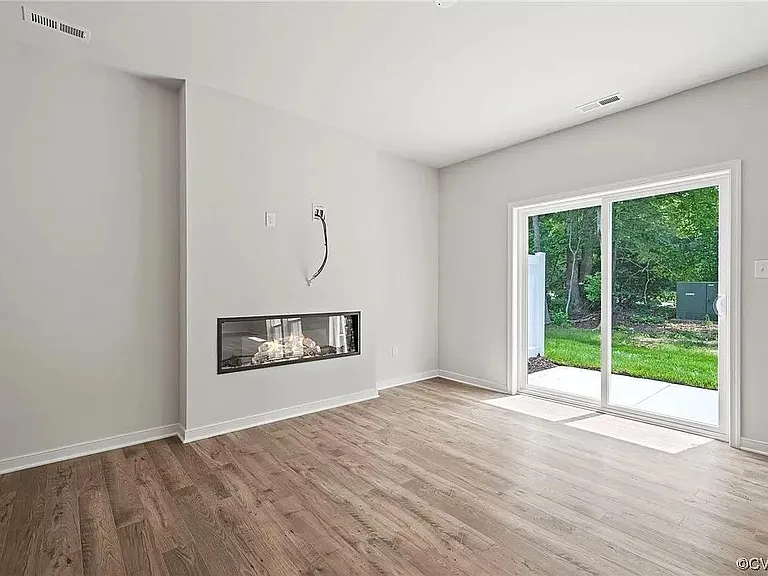 6504 Monroe Arbor Ln — Photo 2