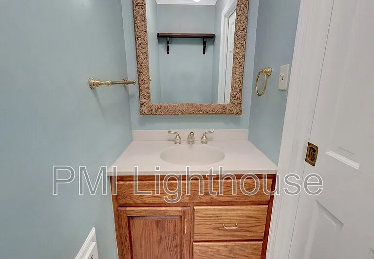37 Margaret Blvd — Photo 10