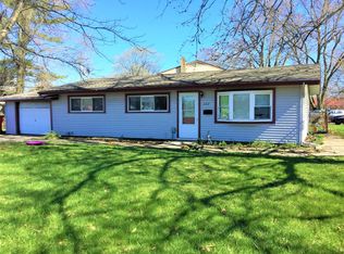 1102 Paula Dr, Champaign, IL 61821