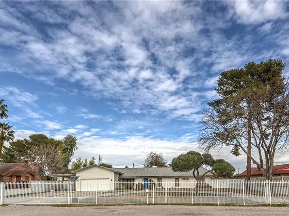 5854 Alfred Dr, Las Vegas, NV 89108