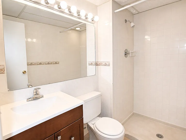 2-Bed/2-Bath