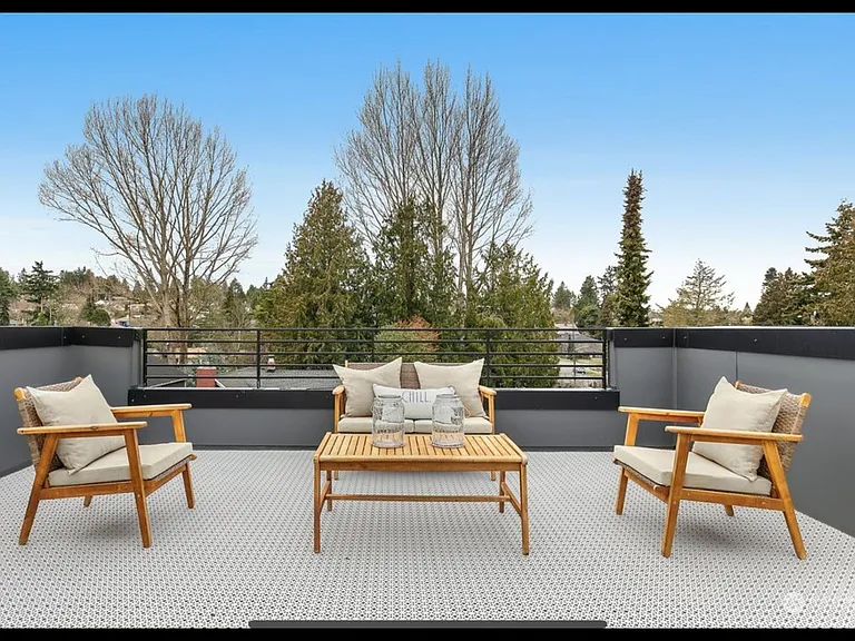 10430 8th Ave NW — Photo 10