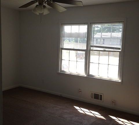 4th image of 2583 Dorian Dr APT C
