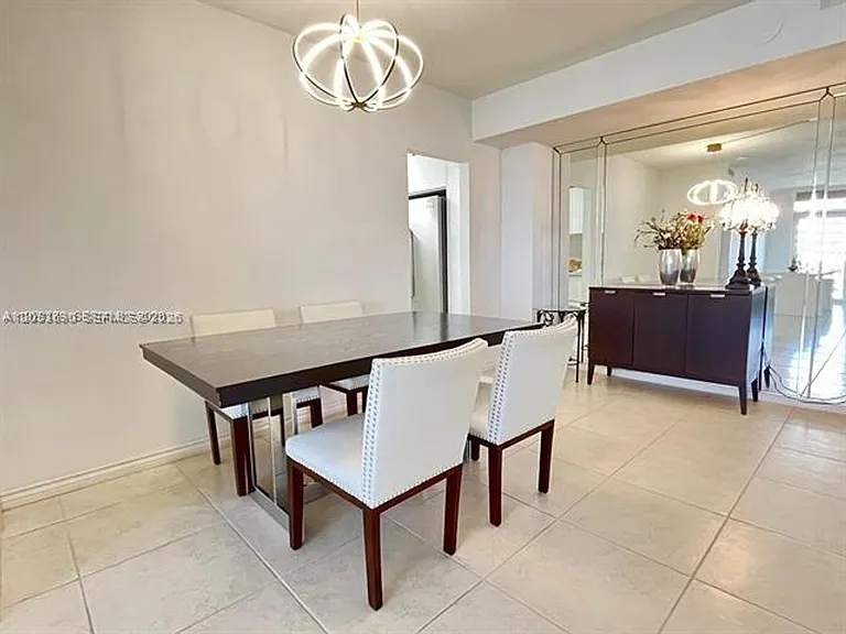 10185 Collins Avenue Cu #1103 — Photo 12