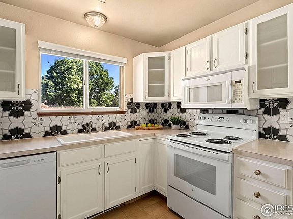5th image of 3500 Carlton Ave #D-22