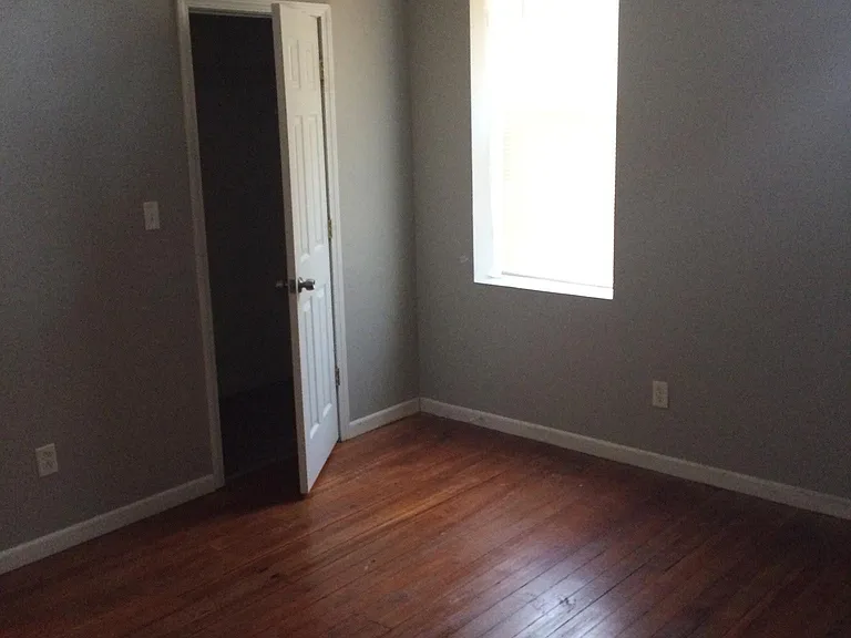 2235 Indiana Ave #2 — Photo 23