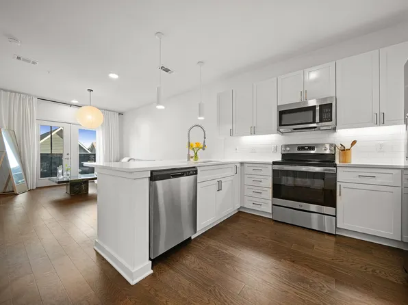 1677 54th Ave N APT 421, Nashville, TN 37209