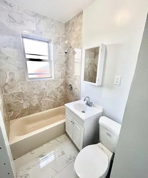 492 Park Ave #10 — Photo 7