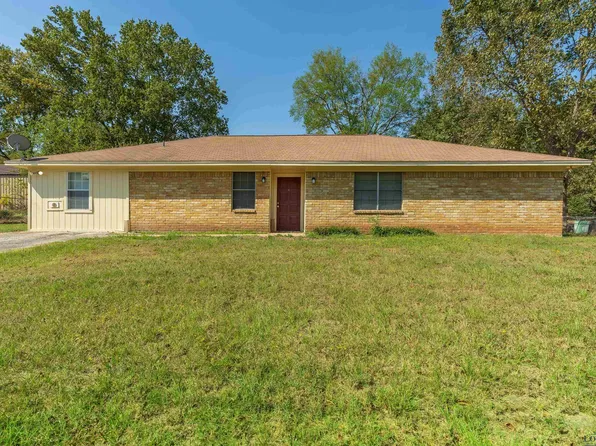 174 McKinnon Dr, Kilgore, TX 75662