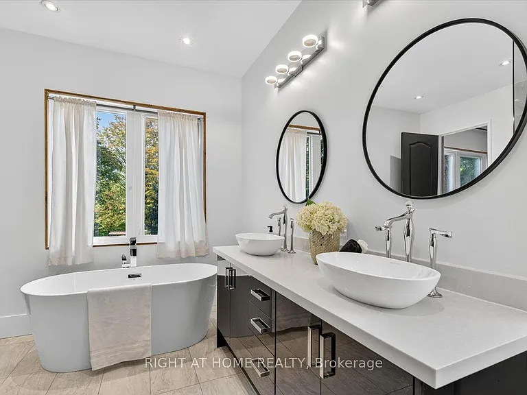 64 Larwood Blvd — Photo 21