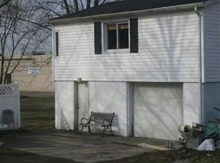 215 Shaffer Dr NE, Warren, OH