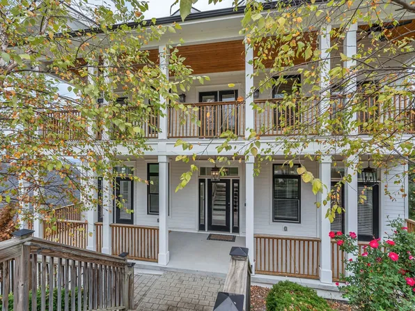 300 35th Ave N, Nashville, TN 37209
