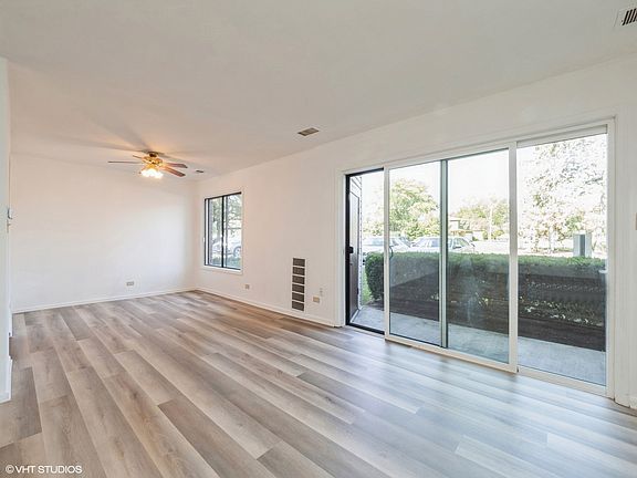 3rd image of 1500 Harbour Dr APT 1Q
