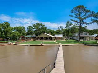 125 Island Park Dr, Gun Barrel City, TX 75156