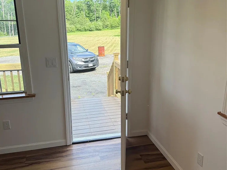 19 Quartz Ln #4 — Photo 12