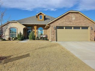 1429 Spoonwood Rd, Norman, OK 73071