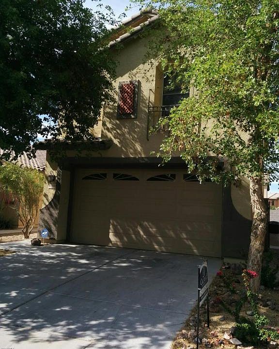 1st image of 40400 W Helen Ct