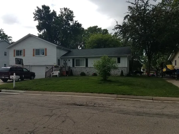 1004 Meadow St #1006, Watertown, WI 53094