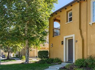 26972 Pebble Beach Dr, Valencia, CA 91381