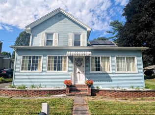 58 Amity St, Meriden, CT 06450