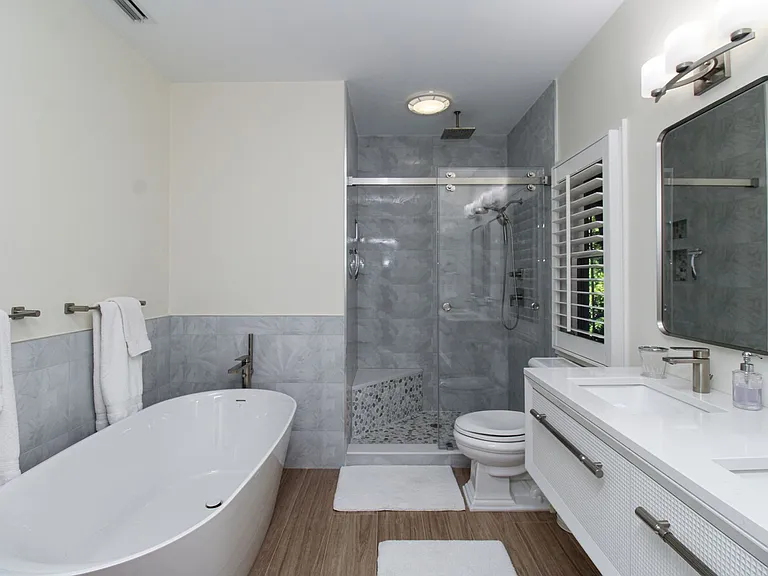 2150 Marina Dr — Photo 62