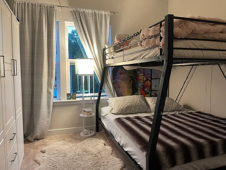 555 Katherine Ave — Photo 15