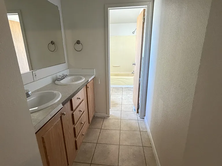 74 Jennifer Cir — Photo 7