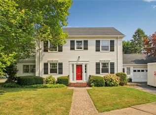 36 Laconia Pkwy, Rochester, NY 14618