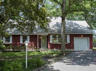 2 Cary Ct, Egg Harbor Township, NJ 08234