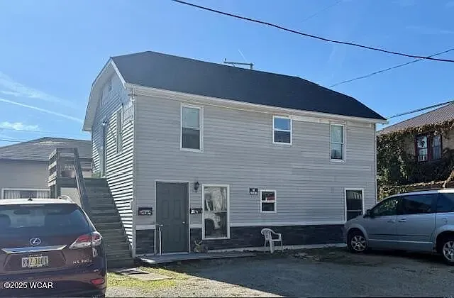 2 bed, 600 sqft, $675 — Photo 1