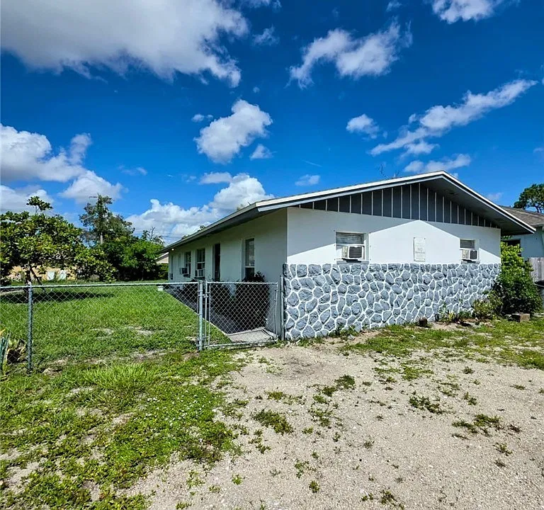 5626 6th Ave