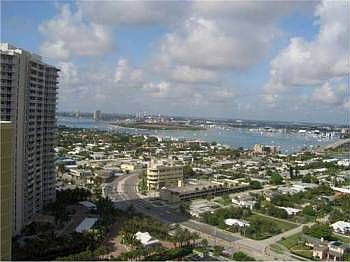 3rd image of 3000 N Ocean Dr APT 26H