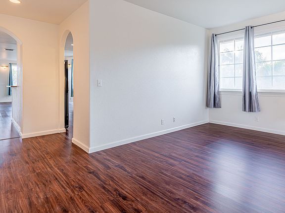 4th image of 91-1389 Halahua St