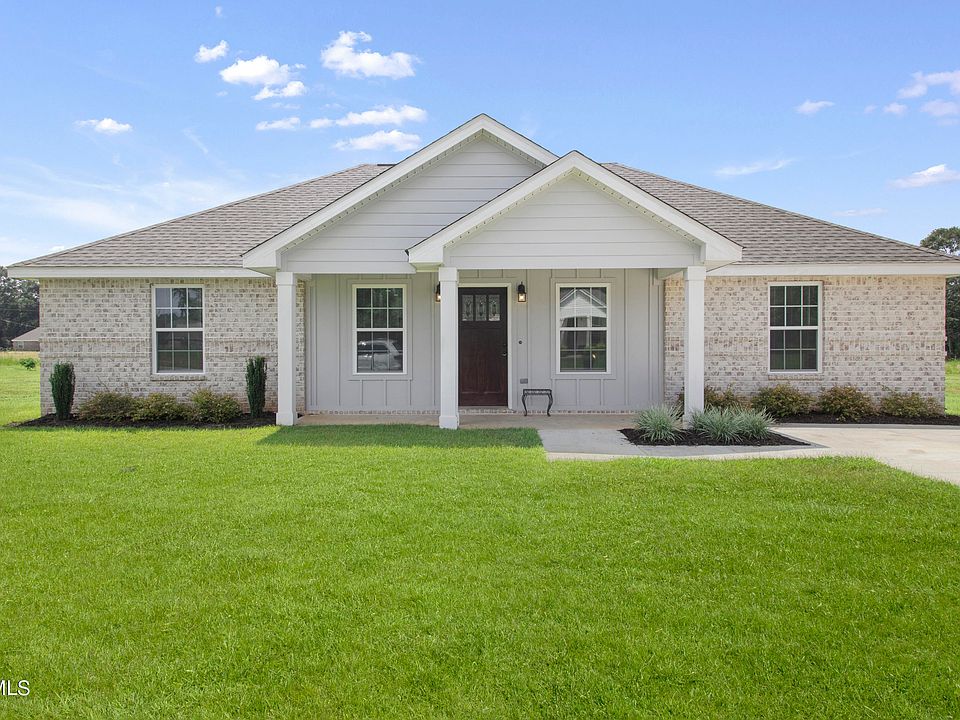 1st image of 132 Tayah Dr